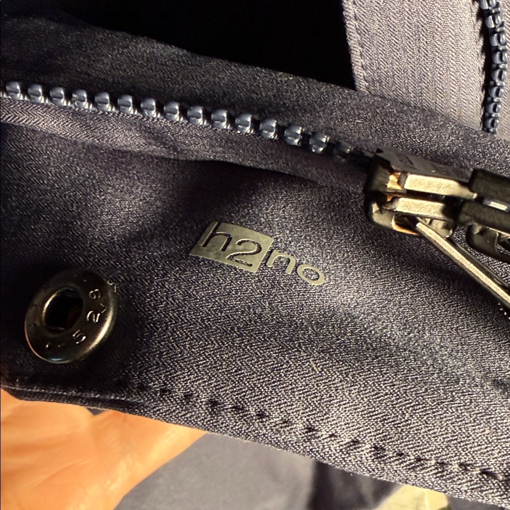 Patagonia Women's 3 in 1 Jacket Dark Blue - Picture 7 of 16